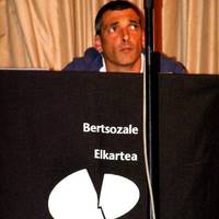 xdz4_arg/xdz4_arg/xdz4_arg_d/xdz4_arg_d625/Bizkaiko eskualdeetako bertsolari txapelketak 08/Ipar Uribeko finala/xdz4_arg_d625_Eskualdeetako-txapelketak_Ipar-Uribeko-finala_P5170122.jpg