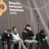 xdz4_arg/xdz4_arg/xdz4_arg_d/xdz4_arg_d625/Bizkaiko eskualdeetako bertsolari txapelketak 08/Durangaldeko finala/xdz4_arg_d625_Eskualdeetako-txapelketak_Durangaldeko-finala_P5240037.jpg