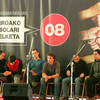 xdz4_arg/xdz4_arg/xdz4_arg_d/xdz4_arg_d508/xdz4_arg_d508_2008 NAFARROAKO TXAPELKETA/xdz4_arg_d508_2008-Nafarroako-txapelketa_2008-02-23 Lekunberri/xdz4_arg_d508_2008-Nafarroako-txapelketa_2008-02-23_Bertsolariak.jpg