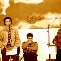 GIPUZKOAKO BERTSOLARI TXAPELKETA (6. 1995) Azken-laurdena -  AZKEN-LAURDENAK -