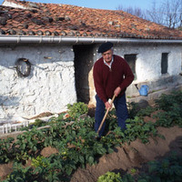 Leunda bertsolariaren jaiotetxeari, Etxe Txikiri azken agurra -