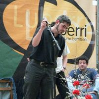 xdz4/xdz4_arg/xdz4_arg_d/xdz4_arg_d346/xdz4_arg_d346_2005-03-20 Ispaster LUBERRI- NERE/xdz4_arg_d346_2005-03-20_Ispaster LUBERRI- NERE_P1000565.JPG