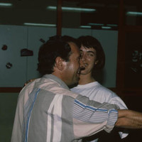 Bertsolariak dantzari -