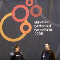 xdz4_arg/xdz4_arg/xdz4_arg_d/xdz4_arg_d625/Bizkaiko eskualdeetako bertsolari txapelketak 08/Lea Artibaiko finala/xdz4_arg_d625_Eskualdeetako-txapelketak_Lea-Artibaiko-finala_P5300174.jpg