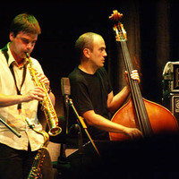 xdz4/xdz4_arg/xdz4_arg_d/xdz4_arg_d536/xdz4_arg_d536_2008-07-25-Donostia-Bertso-Jazz/xdz4_arg_d536_2008-07-25-Donostia-Bertso-Jazz_bertsojazz09.jpg