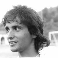 ANTZUOLA, bertsolari eta bertsozaleen arteko futbol partidua -