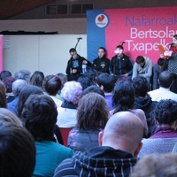 NAFARROAKO BERTSOLARI TXAPELKETA (42. 2015) -  FINAL-LAURDENAK -