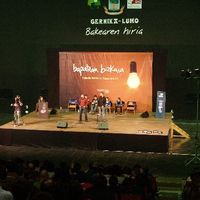 xdz4/xdz4_arg/xdz4_arg_d/xdz4_arg_d363/xdz4_arg_d363_gernika 11-19___/xdz4_arg_d363_11-09_gernika_PB194509.JPG