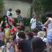 ZARAUZKO BERTSO ASTEA (13. 2014. Zarautz) -  Umeentzako jolasak -