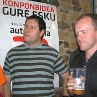 xdz4/xdz4_arg/xdz4_arg_d/xdz4_arg_d406/xdz4_arg_d406_Zarautz Bertso Eguna 2007 uztaila/xdz4_arg_d406_Zarautz Bertso Eguna 2007 uztaila_Txepelketa 2007/xdz4_arg_d406_2007-uztaila_Zarautz Bertso Eguna_2007_Txepelketa_P1010215.JPG