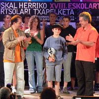 xdz4/xdz4_arg/xdz4_arg_d/xdz4_arg_d430/xdz4_arg_d430_2006-06-24 Altsasu--Eskolartekoa--NERE/xdz4_arg_d430_2006-06-24_Altsasu--Eskolartekoa--NERE_P1070697.JPG