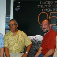 xdz4/xdz4_arg/xdz4_arg_d/xdz4_arg_d619/xdz4_arg_d619_2005-09-12_2005-09-12 TN prentsaurreko Nagusia/xdz4_arg_d619_2005-09-12_2005-09-12 TN prentsaurreko Nagusia.jpg