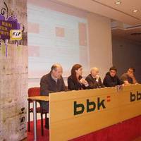 BIZKAIKO ESKUALDEETAKO BERTSOLARI TXAPELKETAK (12. 2010.) -   PRENTSAURREKOAK -