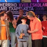 xdz4/xdz4_arg/xdz4_arg_d/xdz4_arg_d430/xdz4_arg_d430_2006-06-24 Altsasu--Eskolartekoa--NERE/xdz4_arg_d430_2006-06-24_Altsasu--Eskolartekoa--NERE_P1070700.JPG