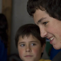 xdz4/xdz4_arg/xdz4_arg_d/xdz4_arg_d533/xdz4_arg_d533_Hasierako-Ginkana-pottokak-xexenak-jolasak/xdz4_arg_d533_Hasierako-Ginkana-pottokak-xexenak-jolasak_Eguerdian jolasak4.jpg