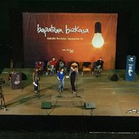 xdz4/xdz4_arg/xdz4_arg_d/xdz4_arg_d363/xdz4_arg_d363_gernika 11-19___/xdz4_arg_d363_11-09_gernika_PB194481.JPG