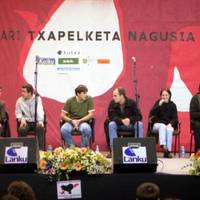 Bertsolari Txapelketa Nagusia 2001 - Final-laurdenak (Lesaka)