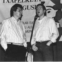 Euskal Herriko Bertsolari Txapelketa Nagusirako Gipuzkoako Kanporaketa  1988 -   1988-11-19 Elgoibar edo 1988-12-04 Errenteria saioko argazkiak