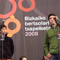 xdz4_arg/xdz4_arg/xdz4_arg_d/xdz4_arg_d625/Bizkaiko eskualdeetako bertsolari txapelketak 08/Durangaldeko finala/xdz4_arg_d625_Eskualdeetako-txapelketak_Durangaldeko-finala_P5240063.jpg