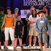 xdz4/xdz4_arg/xdz4_arg_d/xdz4_arg_d430/xdz4_arg_d430_2006-06-24 Altsasu--Eskolartekoa--NERE/xdz4_arg_d430_2006-06-24_Altsasu--Eskolartekoa--NERE_P1070729.JPG