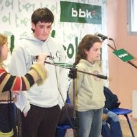 xdz4_arg/xdz4_arg/xdz4_arg_d/xdz4_arg_d128/xdz4_arg_d128_2003 Igorre/xdz4_arg_d128_2003 Igorre_Manex Sagarna eta Miren Amuriza.jpg