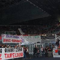 xdz4_arg/xdz4_arg/xdz4_arg_d/xdz4_arg_d553/xdz4_arg_d553_2008/xdz4_arg_d553_2008_2008 txapelketa/xdz4_arg_d553_2008_2008-txapelketa_BEC/xdz4_arg_d553_2008-txapelketa_BEC-FINALEKO-ARGAZKIAK_FINALA BEC 2008_12_20 120.jpg