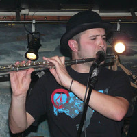 xdz4_arg/xdz4_arg/xdz4_arg_d/xdz4_arg_d538/xdz4_arg_d538_2008-03-00 MB/xdz4_arg_d538_2008-03-00-MB_musikatuak/xdz4_arg_d538_2008-03-00-MB_musikatuak_emanaldia_2008-03-29/xdz4_arg_d538_2008-03-00-MB_musikatuak_emanaldia_P1020465.jpg