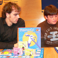 xdz4_arg/xdz4_arg/xdz4_arg_d/xdz4_arg_d432/xdz4_arg_d432_2006-11-28 Mainontzi mahai jokoaren aurkezpena/xdz4_arg_d432_2006-11-28-Mainontzi_Imagen 014.jpg