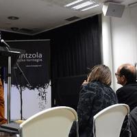 MINTZOLA-MIKEL LABOA IKERKETA BEKA 2016 -