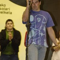 xdz4/xdz4_arg/xdz4_arg_d/xdz4_arg_d421/xdz4_arg_d421_2005 Arabako Txapelketa/xdz4_arg_d421_2005 AT_2005-04-09 Gasteiz/xdz4_arg_d421_2005-04-09_Arabako Txapelketa_Gazteiz_bertso finala_0014.JPG