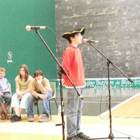 xdz4/xdz4_arg/xdz4_arg_d/xdz4_arg_d430/xdz4_arg_d430_2006-06-02 Miarritze-Bertsulari Ttipi/xdz4_arg_d430_2006-06-02_Miarritze-Bertsulari Ttipi_P1070458.JPG