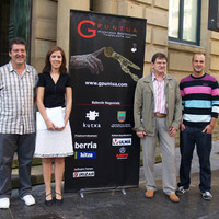 xdz4_arg/xdz4_arg/xdz4_arg_d/xdz4_arg_d506/xdz4_arg_d506_2007-09-11 aurkezpen prentsaurrekoa/xdz4_arg_d506_2007-09-11-aurkezpen-prentsaurrekoa_P9113792.jpg