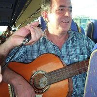 xdz4/xdz4_arg/xdz4_arg_d/xdz4_arg_d187/xdz4_arg_d187_argazkiak04/xdz4_arg_d187_argazkiak04_Enbeita Jon Gitarra.JPG