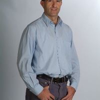 xdz4/xdz4_arg/xdz4_arg_d/xdz4_arg_d399/xdz4_arg_d399_Gipuzkoako bertso txapelketa-07_Bertsolariak_24-Barandiaran Joseba/xdz4_arg_d399_Gipuzkoako bertso txapelketa-07_Bertsolariak_24-Barandiaran Joseba_1.jpg