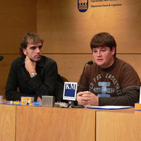 xdz4_arg/xdz4_arg/xdz4_arg_d/xdz4_arg_d432/xdz4_arg_d432_2006-11-28 Mainontzi mahai jokoaren aurkezpena/xdz4_arg_d432_2006-11-28-Mainontzi_Imagen 001.jpg