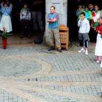 xdz4_arg/xdz4_arg/xdz4_arg_d/xdz4_arg_d474/xdz4_arg_d474_hainbat ekimen/xdz4_arg_d474_hainbat-ekimen_Begoñari omenaldia 2006-11-18_7844.jpg