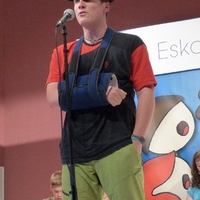 BERTSU ESKOLEN EGUNA (2015. Hazparne) /  BERTSULARI GAZTEEN  XAPELGOA (22. 2015) -  TXAPELKETAK ; TOPAKETAK -