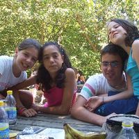 xdz4/xdz4_arg/xdz4_arg_d/xdz4_arg_d233/xdz4_arg_d233_udalekuak2005/2.txanda-Mirenen kamara/xdz4_arg_d233_2005_udalekuak_2. txanda-Mirenen kamara_etxe-txiki udalekuak 075.jpg