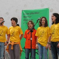 xdz4/xdz4_arg/xdz4_arg_d/xdz4_arg_d409/xdz4_arg_d409_Bertso Eskolen Eguna/xdz4_arg_d409_Bertso Eskolen Eguna_AUKERAKETA/xdz4_arg_d409_Bertso Eskolen Eguna_AUKERAKETA_IMG_0685.jpg