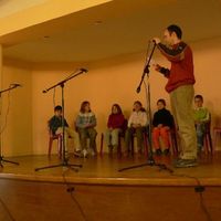 xdz4/xdz4_arg/xdz4_arg_d/xdz4_arg_d428/xdz4_arg_d428_2006-03-04 Bertsu eskolen eguna/xdz4_arg_d428_2006-03-04_Bertsu eskolen eguna_P1050721.JPG