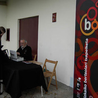 xdz4_arg/xdz4_arg/xdz4_arg_d/xdz4_arg_d553/xdz4_arg_d553_2008/xdz4_arg_d553_2008_2008 txapelketa/xdz4_arg_d553_2008_2008-txapelketa_saioak/xdz4_arg_d553_2008_saioak_Zaldibar/xdz4_arg_d553_2008_saioak_Zaldibar_sarreren salmenta.jpg