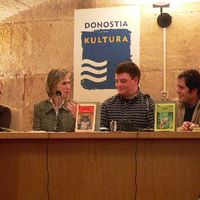 xdz4/xdz4_arg/xdz4_arg_d/xdz4_arg_d345/xdz4_arg_d345_2005-12-15 liburu aurkezpena-XabiPaya/xdz4_arg_d345_2005-12-15_liburu aurkezpena-XabiPaya_P1050147.JPG