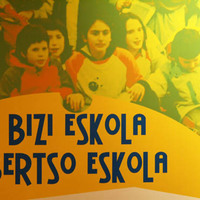 xdz4/xdz4_arg/xdz4_arg_d/xdz4_arg_d535/xdz4_arg_d535_2008-04-15-donostia-gbe-bertso-eskolen-eguna/xdz4_arg_d535_2008-04-15-donostia-gbe-bertso-eskolen-eguna_P4150011.jpg