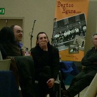 xdz4/xdz4_arg/xdz4_arg_d/xdz4_arg_d428/xdz4_arg_d428_2006-01-28 Bertso eguna--NERE/xdz4_arg_d428_2006-01-28_Bertso eguna--NERE_P1050530.JPG