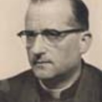 Aita Frantzisko Madinaren karneteko argazkia --