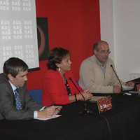 xdz4_arg/xdz4_arg/xdz4_arg_d/xdz4_arg_d553/xdz4_arg_d553_2008/xdz4_arg_d553_2008_2008 txapelketa/xdz4_arg_d553_2008_2008-txapelketa_Aurkezpen prentsaurrekoa/xdz4_arg_d553_2008_2008-txapelketa_Aurkezpen-prentsaurrekoa_PICT0272.jpg