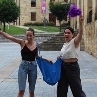 Bertso* Eguna - Ahalduntze jaia. Bertso munduko asteriskoen bazkaria eta bertso saioa