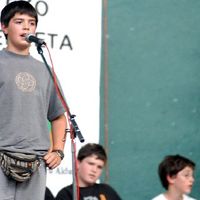 xdz4/xdz4_arg/xdz4_arg_d/xdz4_arg_d178/xdz4_arg_d178_2004-05-28 Zarautz Gip. Esk. Txap/xdz4_arg_d178_2004-05-28_Zarautz Gip. Esk. Txap_Zarautz Gip. Eskolarteko Txap. 2004 (25).JPG