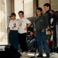 xdz4/xdz4_arg/xdz4_arg_d/xdz4_arg_d119_Eskolartekoak II/xdz4_arg_d119_Anaderako_Eskolartekoak II_Mikel-Ander O-Edur-Joseba.jpg