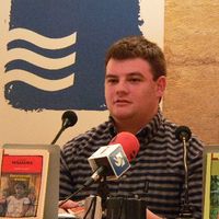 xdz4/xdz4_arg/xdz4_arg_d/xdz4_arg_d345/xdz4_arg_d345_2005-12-15 liburu aurkezpena-XabiPaya/xdz4_arg_d345_2005-12-15_liburu aurkezpena-XabiPaya_P1050127.JPG